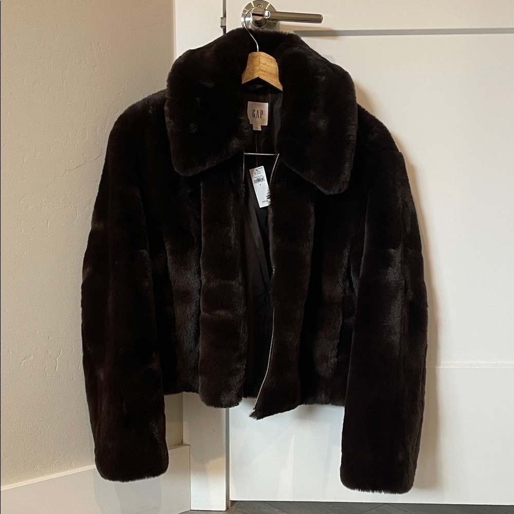 GAP Relaxed Faux Fur Jacket